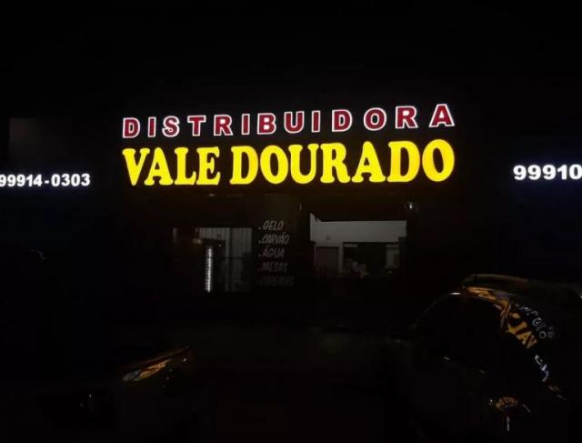 Fachada Distribuidora Vale Dourado