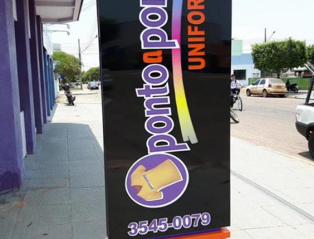 Totem Ponto a Ponto Uniformes