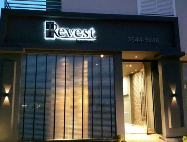 Letras Caixa com e sem iluminação